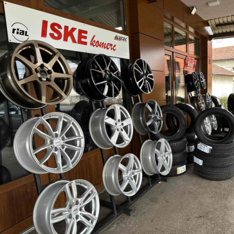Izlog Iske Komerc u Jelahu s felgama ALUTEC, RIAL i ATS